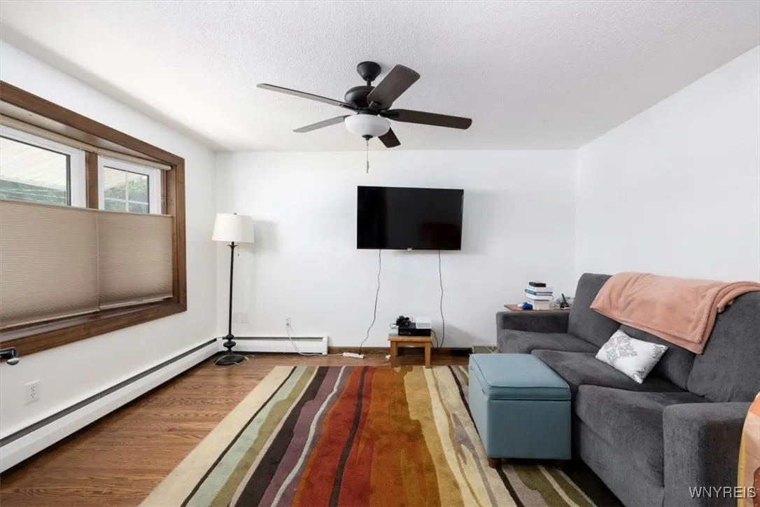 128 Cranwood Drive, West Seneca, New York 14224, West Seneca, New York 14224, 3 Bedrooms Bedrooms, 5 Rooms Rooms,2 BathroomsBathrooms,Residential,Closed,128 Cranwood Drive, West Seneca, New York 14224,0,B1626738