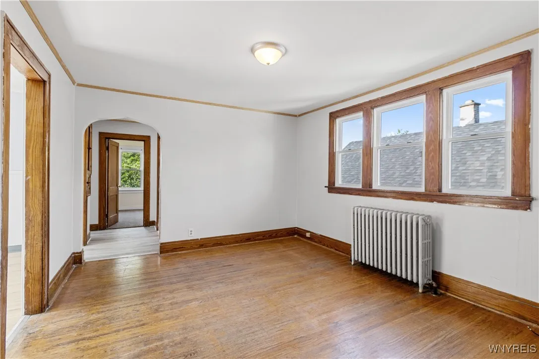 71 Gerald Avenue Upper, Buffalo, New York 14215, Buffalo, New York 14215, 2 Bedrooms Bedrooms, 5 Rooms Rooms,1 BathroomBathrooms,Residential Lease,For Rent,71 Gerald Avenue Upper, Buffalo, New York 14215,B1626602