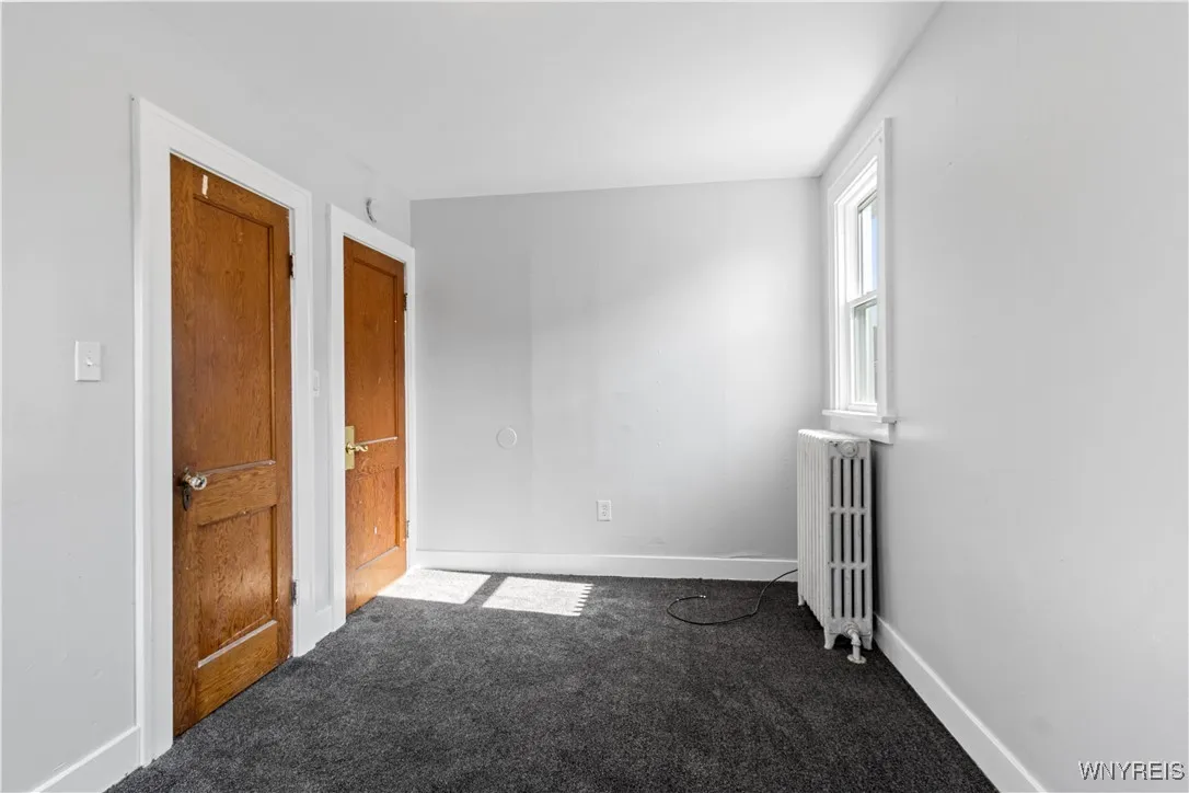 71 Gerald Avenue Upper, Buffalo, New York 14215, Buffalo, New York 14215, 2 Bedrooms Bedrooms, 5 Rooms Rooms,1 BathroomBathrooms,Residential Lease,For Rent,71 Gerald Avenue Upper, Buffalo, New York 14215,B1626602
