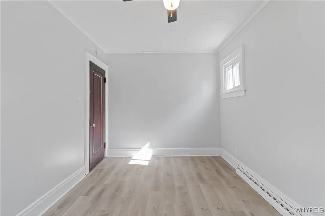 71 Gerald Avenue Lower, Buffalo, New York 14215, Buffalo, New York 14215, 3 Bedrooms Bedrooms, 7 Rooms Rooms,1 BathroomBathrooms,Residential Lease,For Rent,71 Gerald Avenue Lower, Buffalo, New York 14215,B1626544