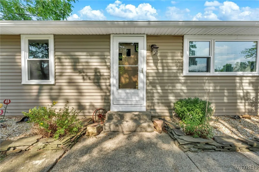 140 Haussauer Road, Amherst, New York 14068, Amherst, New York 14068, 3 Bedrooms Bedrooms, 5 Rooms Rooms,1 BathroomBathrooms,Residential,Closed,140 Haussauer Road, Amherst, New York 14068,0,B1626979
