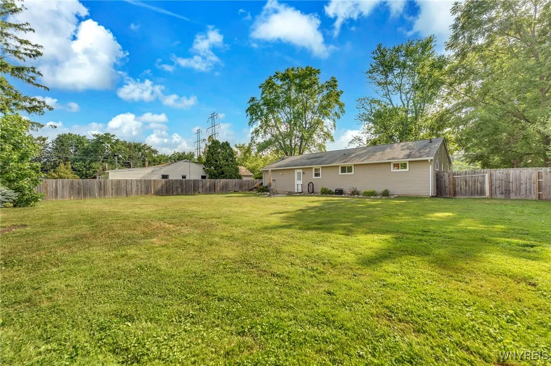 140 Haussauer Road, Amherst, New York 14068, Amherst, New York 14068, 3 Bedrooms Bedrooms, 5 Rooms Rooms,1 BathroomBathrooms,Residential,Closed,140 Haussauer Road, Amherst, New York 14068,0,B1626979