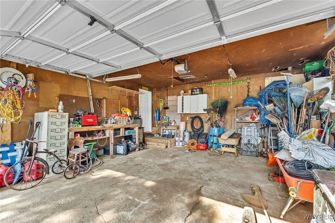 140 Haussauer Road, Amherst, New York 14068, Amherst, New York 14068, 3 Bedrooms Bedrooms, 5 Rooms Rooms,1 BathroomBathrooms,Residential,Closed,140 Haussauer Road, Amherst, New York 14068,0,B1626979