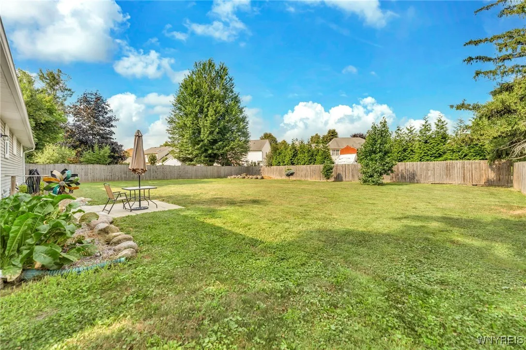 140 Haussauer Road, Amherst, New York 14068, Amherst, New York 14068, 3 Bedrooms Bedrooms, 5 Rooms Rooms,1 BathroomBathrooms,Residential,Closed,140 Haussauer Road, Amherst, New York 14068,0,B1626979