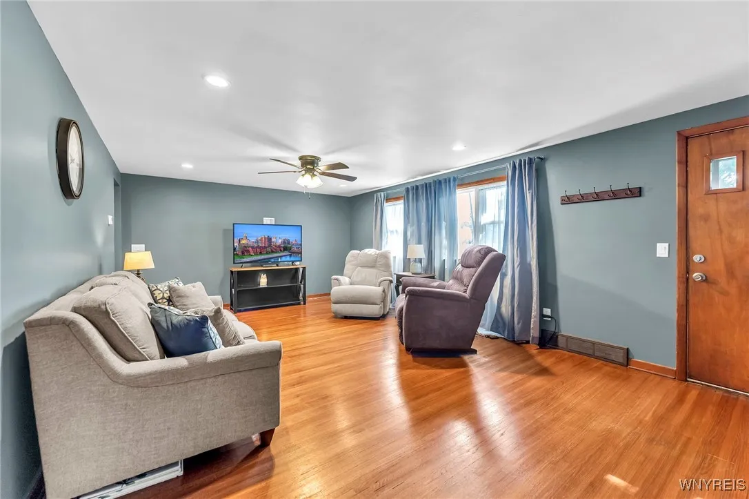 140 Haussauer Road, Amherst, New York 14068, Amherst, New York 14068, 3 Bedrooms Bedrooms, 5 Rooms Rooms,1 BathroomBathrooms,Residential,Closed,140 Haussauer Road, Amherst, New York 14068,0,B1626979