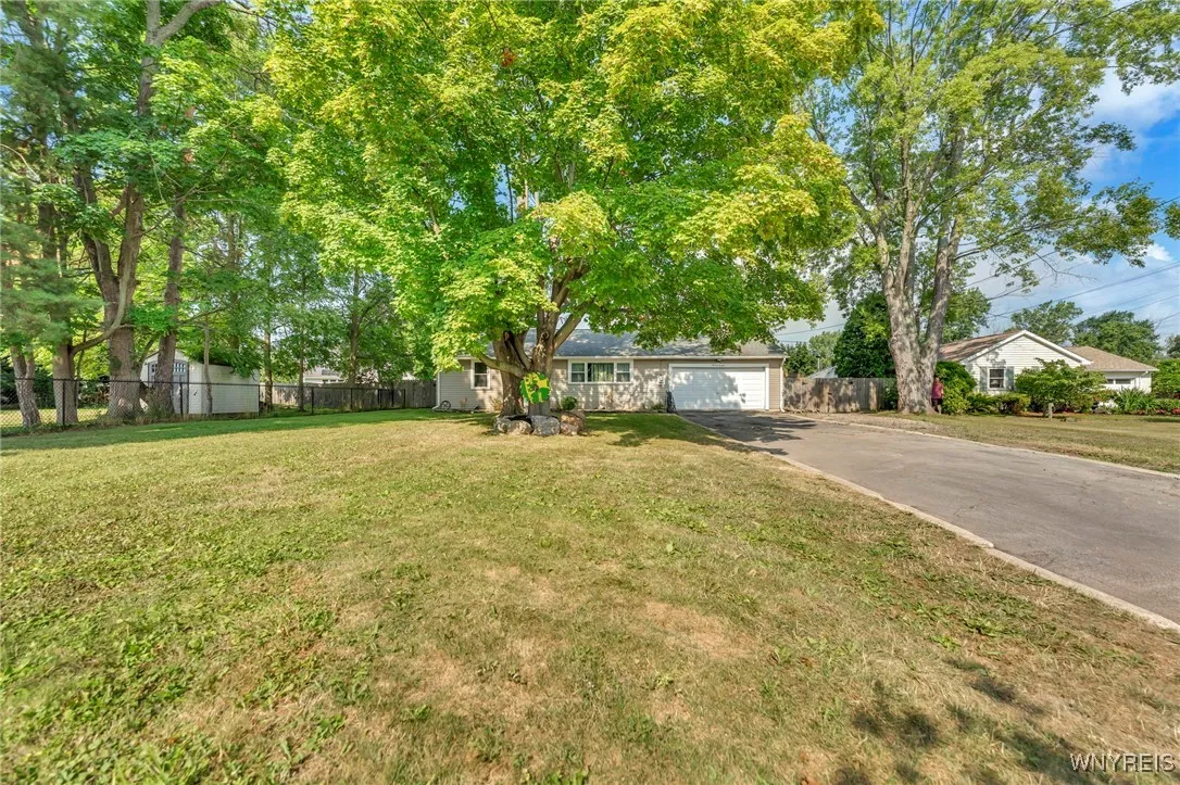 140 Haussauer Road, Amherst, New York 14068, Amherst, New York 14068, 3 Bedrooms Bedrooms, 5 Rooms Rooms,1 BathroomBathrooms,Residential,Closed,140 Haussauer Road, Amherst, New York 14068,0,B1626979