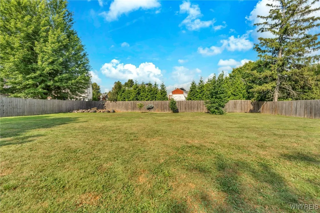 140 Haussauer Road, Amherst, New York 14068, Amherst, New York 14068, 3 Bedrooms Bedrooms, 5 Rooms Rooms,1 BathroomBathrooms,Residential,Closed,140 Haussauer Road, Amherst, New York 14068,0,B1626979