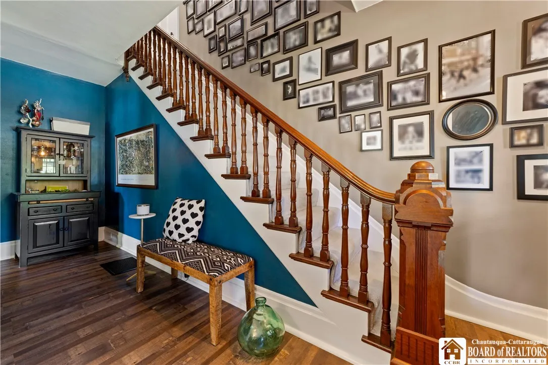 160 Temple Street, Pomfret, New York 14063, Pomfret, New York 14063, 4 Bedrooms Bedrooms, 12 Rooms Rooms,3 BathroomsBathrooms,Residential,Closed,160 Temple Street, Pomfret, New York 14063,0,R1626961