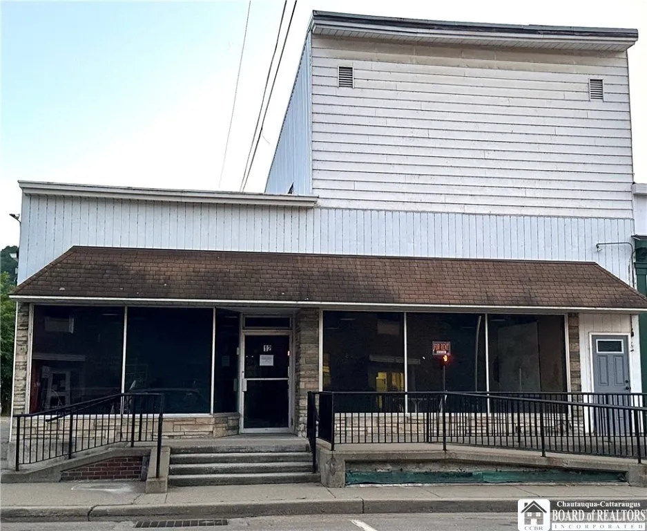 12 South Main Street, Portville, New York 14770, Portville, New York 14770, ,Commercial Lease,For Rent,12 South Main Street, Portville, New York 14770,R1626953