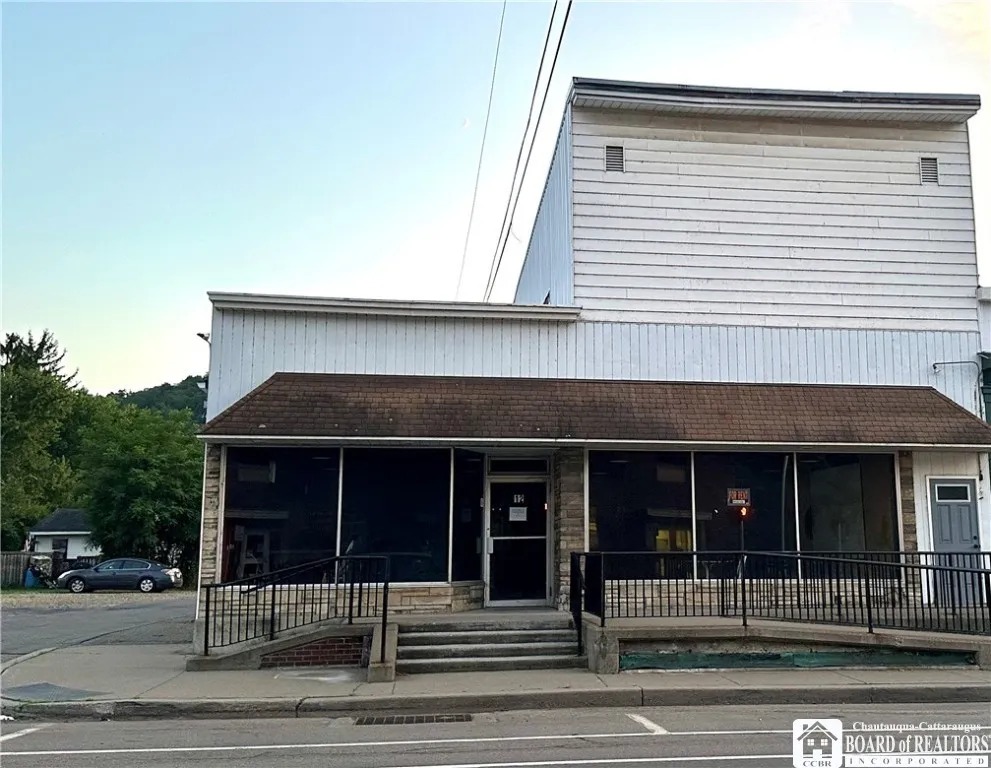 12 South Main Street, Portville, New York 14770, Portville, New York 14770, ,Commercial Lease,For Rent,12 South Main Street, Portville, New York 14770,R1626953