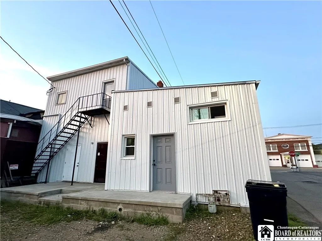 12 South Main Street, Portville, New York 14770, Portville, New York 14770, ,Commercial Lease,For Rent,12 South Main Street, Portville, New York 14770,R1626953