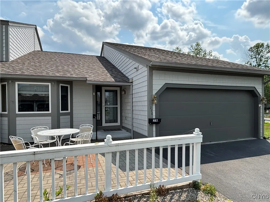 276 Summerhaven Drive South, Manlius, New York 130, Manlius, New York 13057, 2 Bedrooms Bedrooms, 6 Rooms Rooms,3 BathroomsBathrooms,Residential,Closed,276 Summerhaven Drive South, Manlius, New York 130,0,S1626977