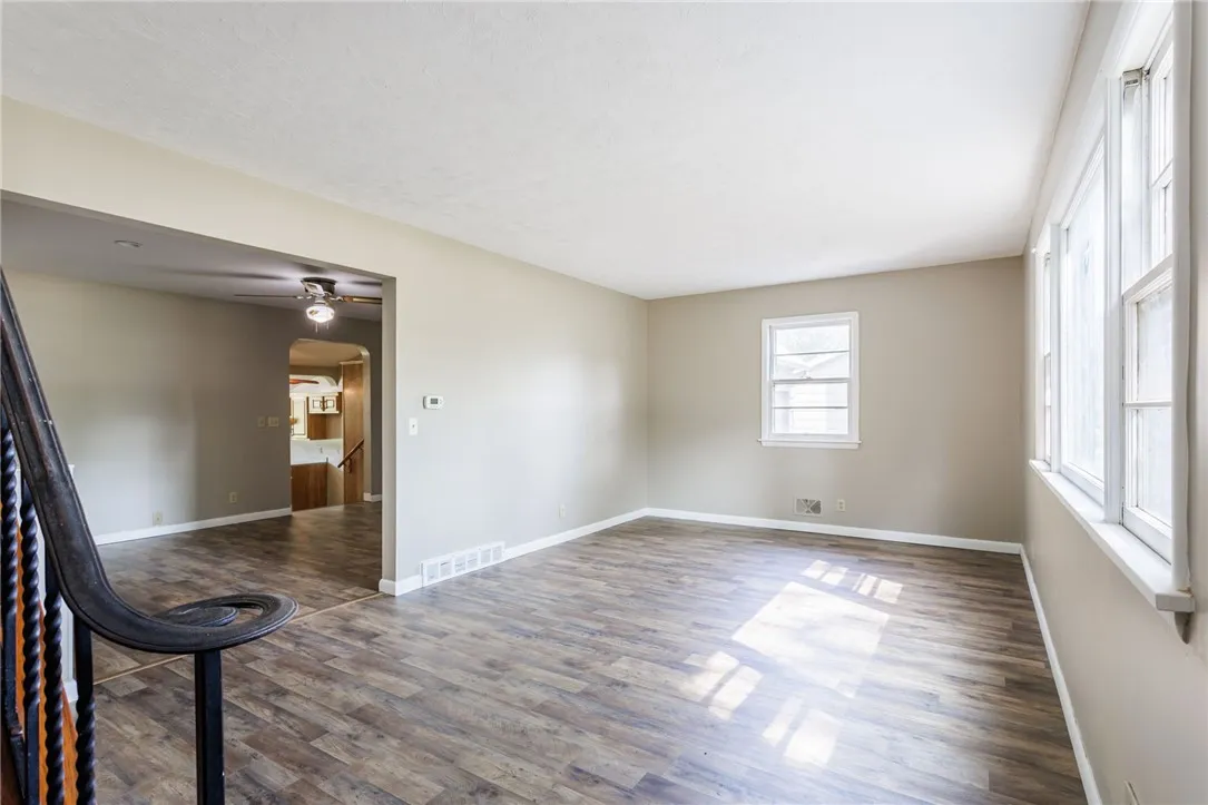 371 North Avenue, Parma, New York 14468, Parma, New York 14468, 4 Bedrooms Bedrooms, 9 Rooms Rooms,2 BathroomsBathrooms,Residential,Closed,371 North Avenue, Parma, New York 14468,0,R1625914