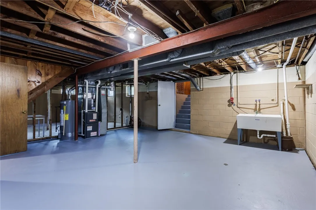 371 North Avenue, Parma, New York 14468, Parma, New York 14468, 4 Bedrooms Bedrooms, 9 Rooms Rooms,2 BathroomsBathrooms,Residential,Closed,371 North Avenue, Parma, New York 14468,0,R1625914