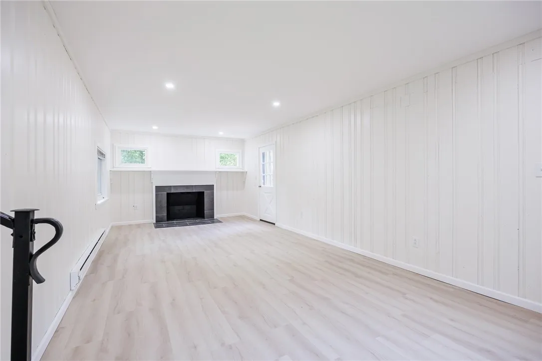 139 Crescent Road, Perinton, New York 14450, Perinton, New York 14450, 4 Bedrooms Bedrooms, 7 Rooms Rooms,2 BathroomsBathrooms,Residential,Closed,139 Crescent Road, Perinton, New York 14450,0,R1622494