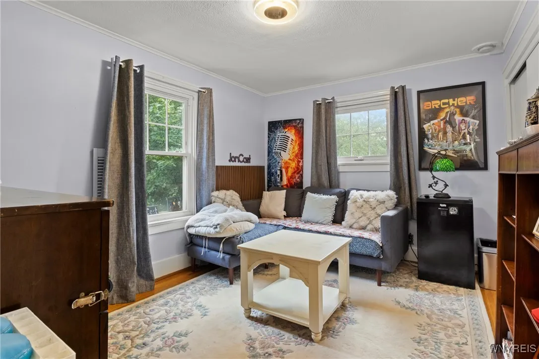 529 Willow Street, Lockport City, New York 14094, Lockport City, New York 14094, 3 Bedrooms Bedrooms, 10 Rooms Rooms,2 BathroomsBathrooms,Residential,Closed,529 Willow Street, Lockport City, New York 14094,0,B1626936