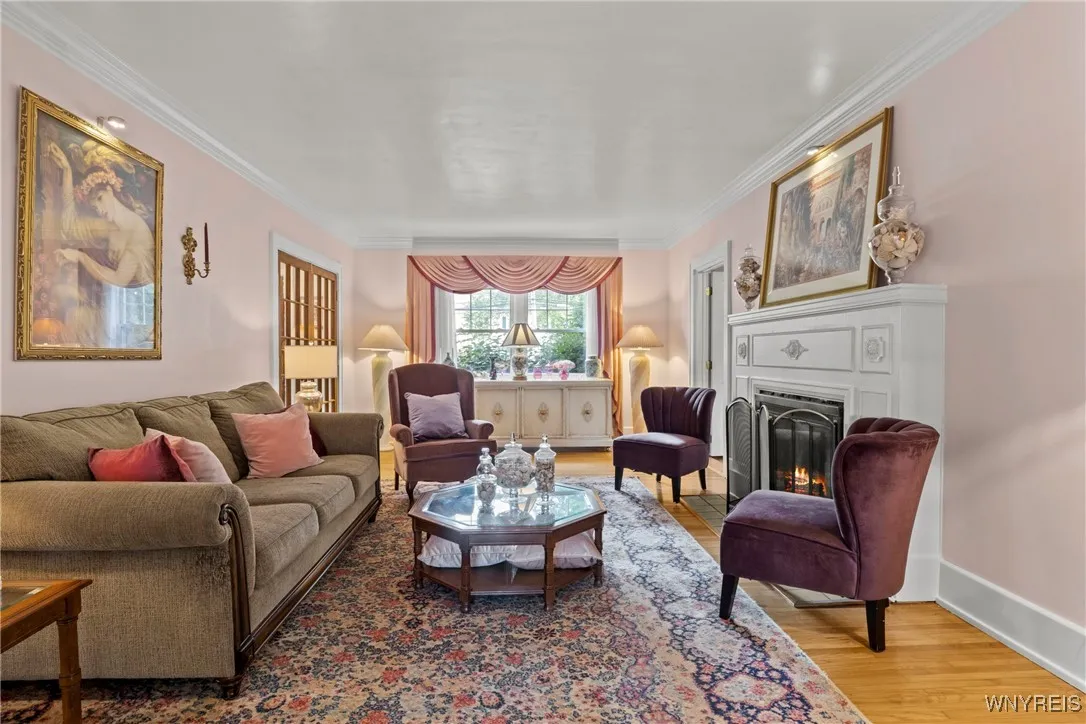 529 Willow Street, Lockport City, New York 14094, Lockport City, New York 14094, 3 Bedrooms Bedrooms, 10 Rooms Rooms,2 BathroomsBathrooms,Residential,Closed,529 Willow Street, Lockport City, New York 14094,0,B1626936