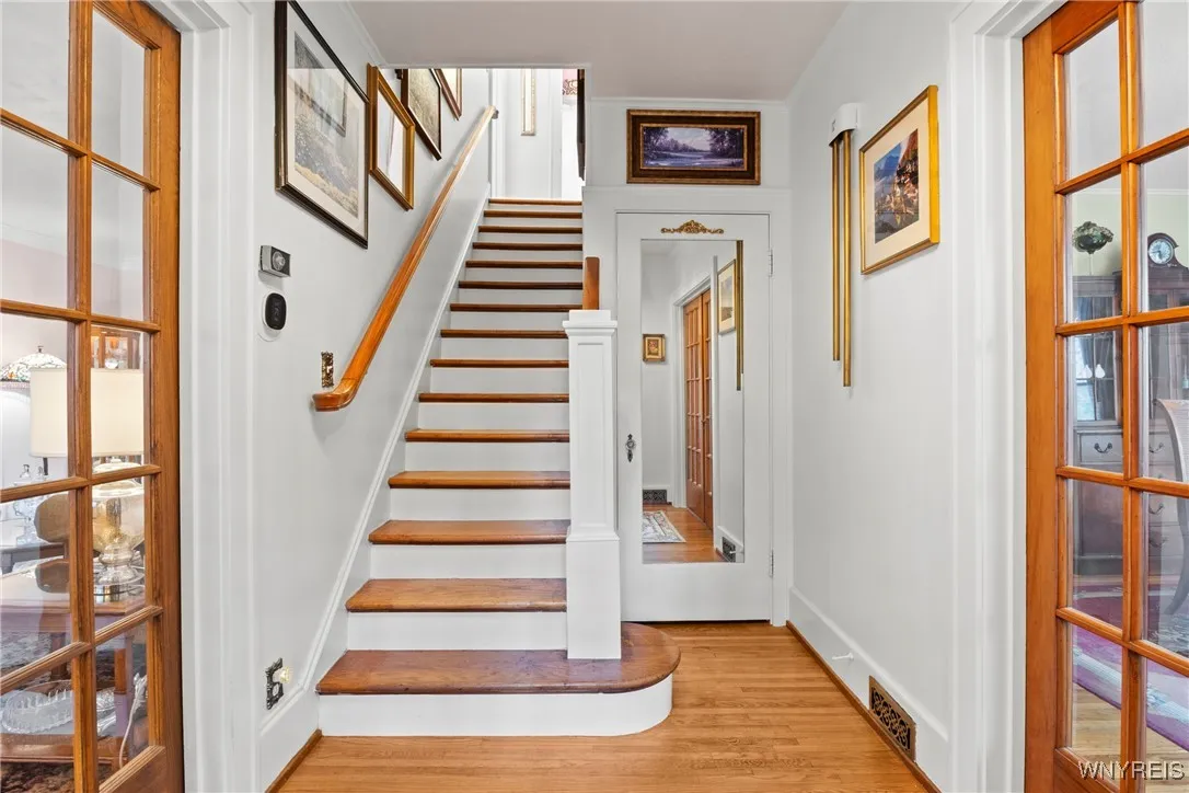 529 Willow Street, Lockport City, New York 14094, Lockport City, New York 14094, 3 Bedrooms Bedrooms, 10 Rooms Rooms,2 BathroomsBathrooms,Residential,Closed,529 Willow Street, Lockport City, New York 14094,0,B1626936