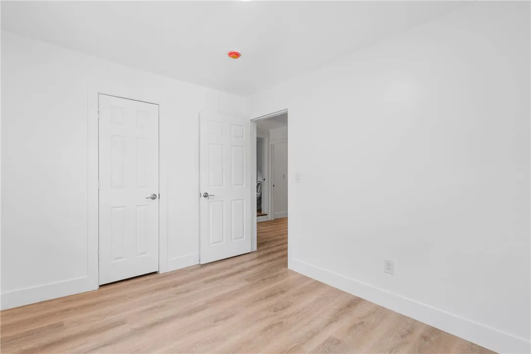 288 Emerson Street, Rochester, New York 14613, Rochester, New York 14613, 4 Bedrooms Bedrooms, 8 Rooms Rooms,2 BathroomsBathrooms,Residential,Closed,288 Emerson Street, Rochester, New York 14613,0,R1626813
