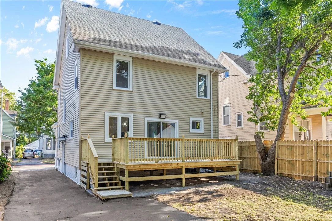 288 Emerson Street, Rochester, New York 14613, Rochester, New York 14613, 4 Bedrooms Bedrooms, 8 Rooms Rooms,2 BathroomsBathrooms,Residential,Closed,288 Emerson Street, Rochester, New York 14613,0,R1626813