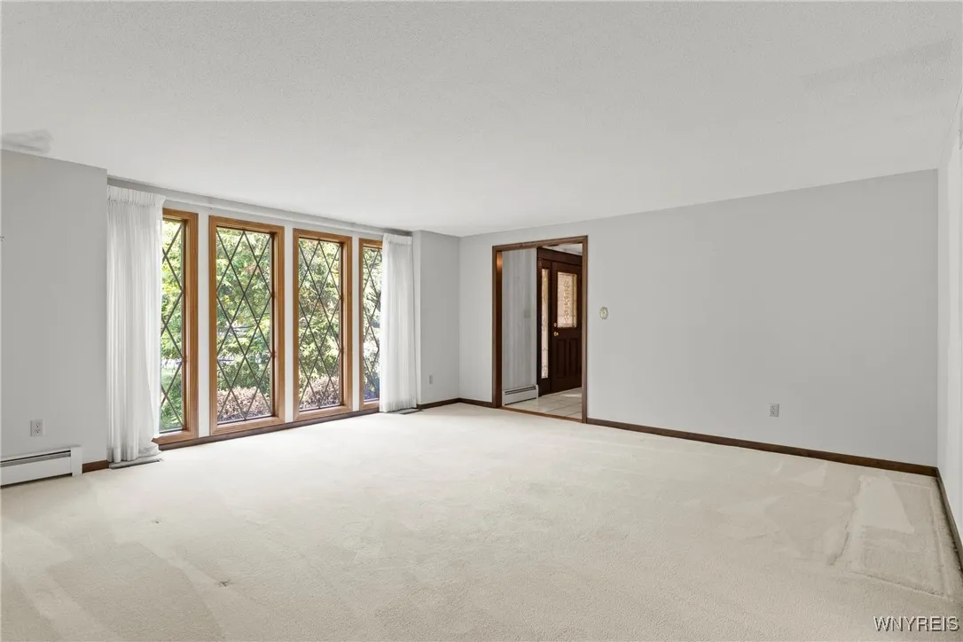 461 Elma Meadow Lane, Elma, New York 14059, Elma, New York 14059, 4 Bedrooms Bedrooms, 10 Rooms Rooms,2 BathroomsBathrooms,Residential,Closed,461 Elma Meadow Lane, Elma, New York 14059,0,B1626171