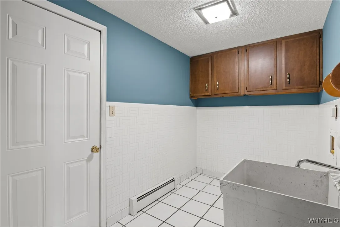 461 Elma Meadow Lane, Elma, New York 14059, Elma, New York 14059, 4 Bedrooms Bedrooms, 10 Rooms Rooms,2 BathroomsBathrooms,Residential,Closed,461 Elma Meadow Lane, Elma, New York 14059,0,B1626171