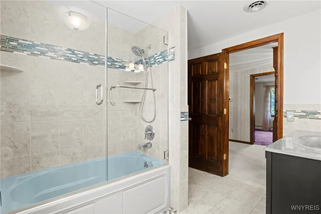 461 Elma Meadow Lane, Elma, New York 14059, Elma, New York 14059, 4 Bedrooms Bedrooms, 10 Rooms Rooms,2 BathroomsBathrooms,Residential,Closed,461 Elma Meadow Lane, Elma, New York 14059,0,B1626171