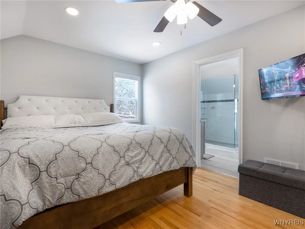 10912 Main Street, Clarence, New York 14031, Clarence, New York 14031, 4 Bedrooms Bedrooms, ,3 BathroomsBathrooms,Residential,For Sale,10912 Main Street, Clarence, New York 14031,B1627065