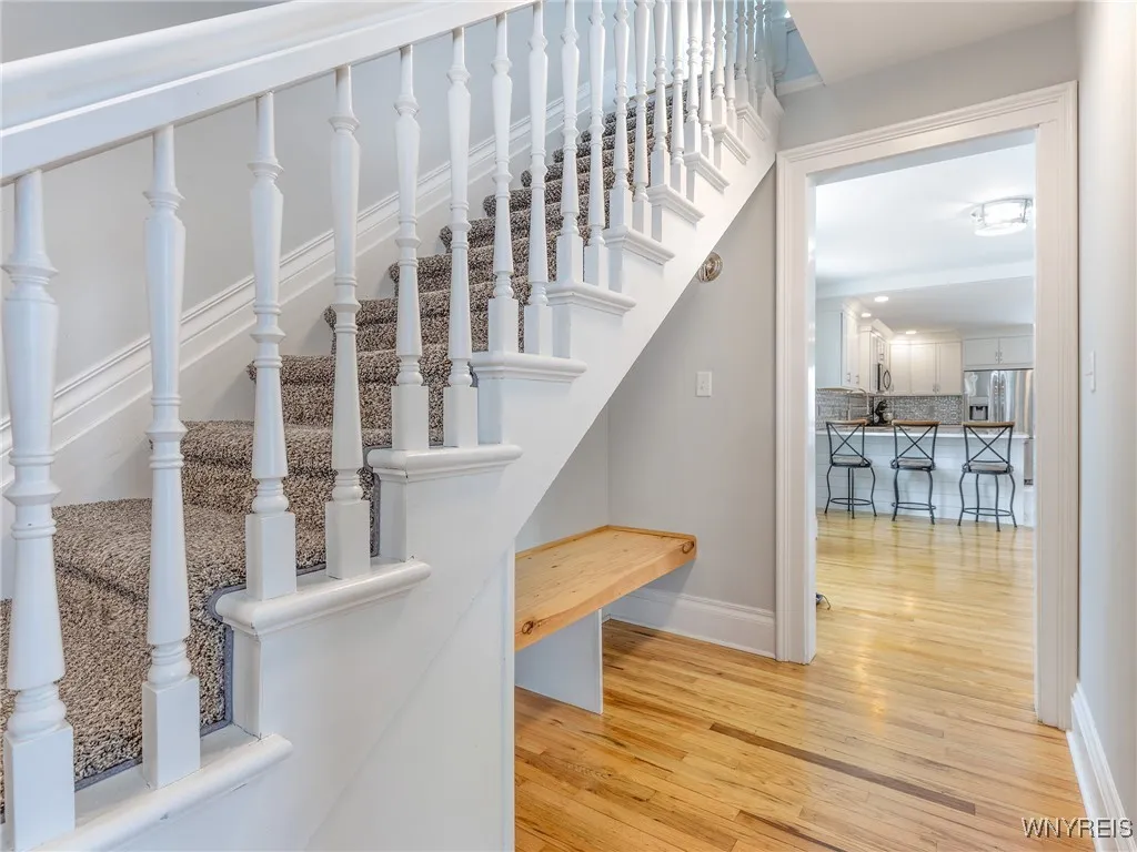 10912 Main Street, Clarence, New York 14031, Clarence, New York 14031, 4 Bedrooms Bedrooms, ,3 BathroomsBathrooms,Residential,For Sale,10912 Main Street, Clarence, New York 14031,B1627065