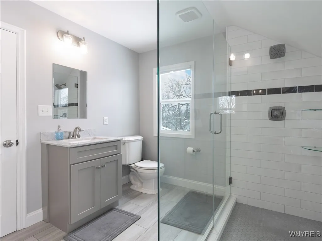 10912 Main Street, Clarence, New York 14031, Clarence, New York 14031, 4 Bedrooms Bedrooms, ,3 BathroomsBathrooms,Residential,For Sale,10912 Main Street, Clarence, New York 14031,B1627065
