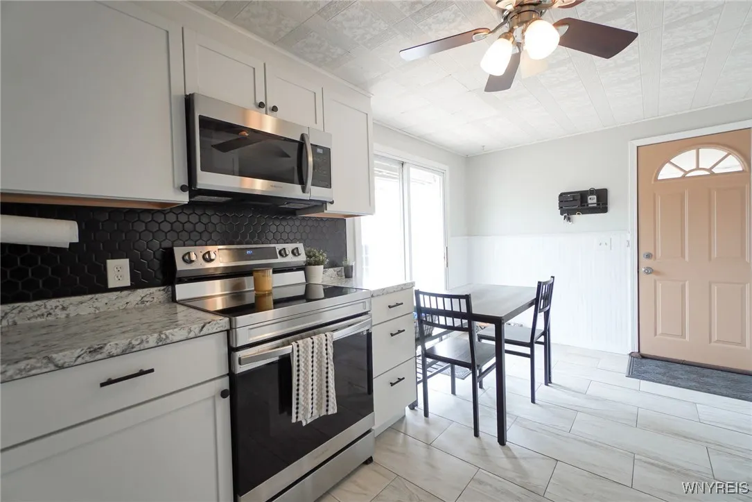 681 East And West Road, West Seneca, New York 1422, West Seneca, New York 14224, 3 Bedrooms Bedrooms, 6 Rooms Rooms,1 BathroomBathrooms,Residential,Closed,681 East And West Road, West Seneca, New York 1422,0,B1624198