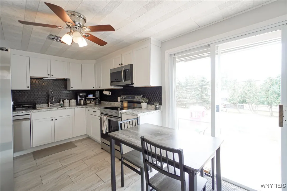 681 East And West Road, West Seneca, New York 1422, West Seneca, New York 14224, 3 Bedrooms Bedrooms, 6 Rooms Rooms,1 BathroomBathrooms,Residential,Closed,681 East And West Road, West Seneca, New York 1422,0,B1624198