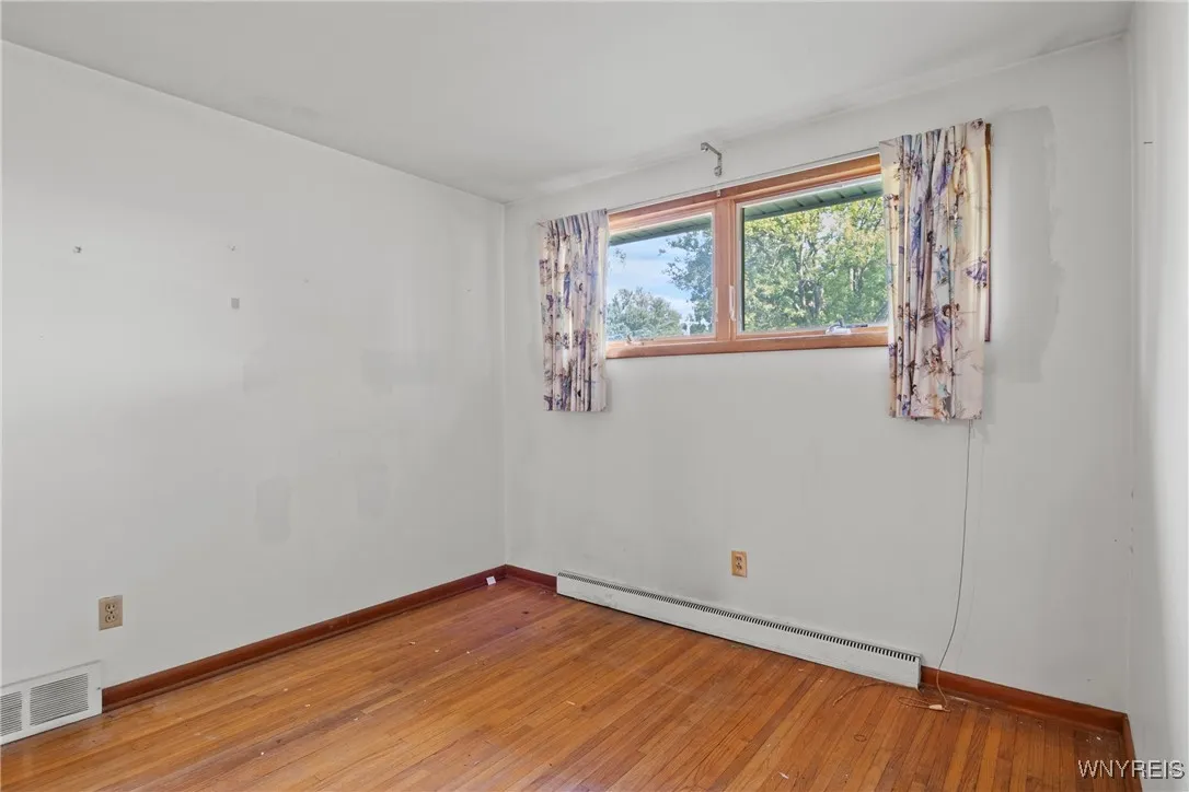 4840 Meyer Road, Pendleton, New York 14120, Pendleton, New York 14120, 3 Bedrooms Bedrooms, 7 Rooms Rooms,1 BathroomBathrooms,Residential,Closed,4840 Meyer Road, Pendleton, New York 14120,0,B1627028