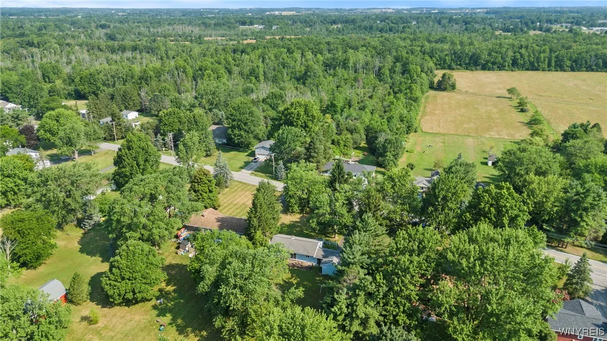 4840 Meyer Road, Pendleton, New York 14120, Pendleton, New York 14120, 3 Bedrooms Bedrooms, 7 Rooms Rooms,1 BathroomBathrooms,Residential,Closed,4840 Meyer Road, Pendleton, New York 14120,0,B1627028