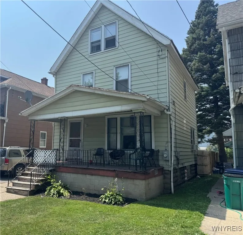 102 Pomona Place, Buffalo, New York 14210, Buffalo, New York 14210, 4 Bedrooms Bedrooms, 8 Rooms Rooms,1 BathroomBathrooms,Residential,For Sale,102 Pomona Place, Buffalo, New York 14210,B1626563