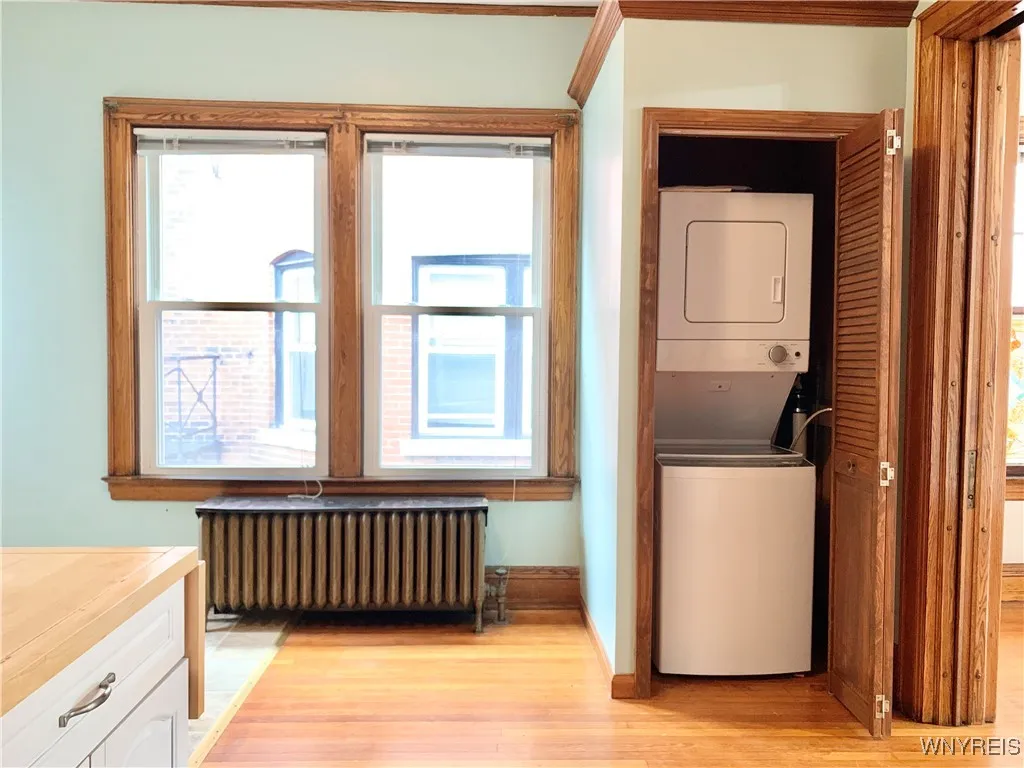 IN-UNIT LAUNDRY