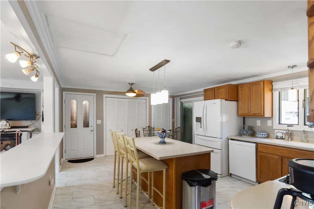 209 Baxton Street, Clay, New York 13212, Clay, New York 13212, 2 Bedrooms Bedrooms, 6 Rooms Rooms,1 BathroomBathrooms,Residential,Closed,209 Baxton Street, Clay, New York 13212,0,S1626789