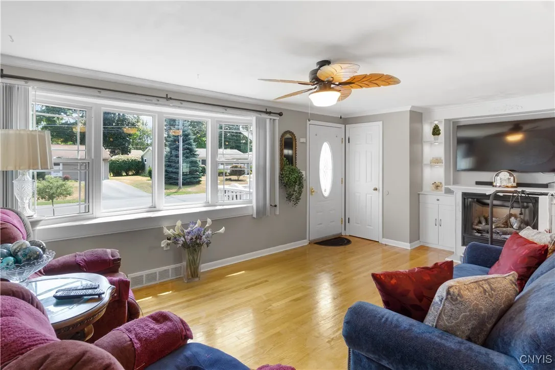 209 Baxton Street, Clay, New York 13212, Clay, New York 13212, 2 Bedrooms Bedrooms, 6 Rooms Rooms,1 BathroomBathrooms,Residential,Closed,209 Baxton Street, Clay, New York 13212,0,S1626789