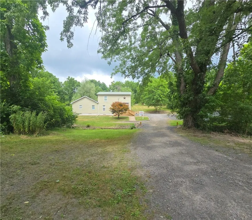3545 North Creek Road, Palmyra, New York 14522, Palmyra, New York 14522, 4 Bedrooms Bedrooms, 9 Rooms Rooms,2 BathroomsBathrooms,Residential Lease,For Rent,3545 North Creek Road, Palmyra, New York 14522,R1627128