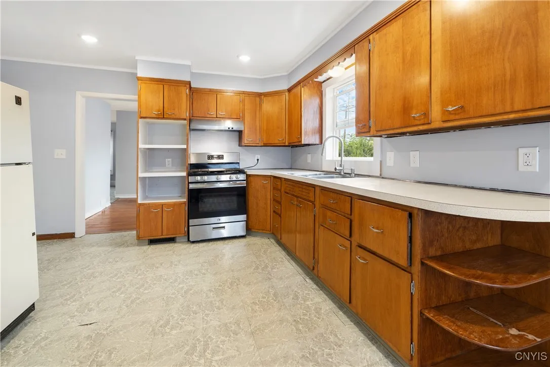 201 West 2nd Street, Dewitt, New York 13057, De Witt, New York 13057, 4 Bedrooms Bedrooms, 12 Rooms Rooms,2 BathroomsBathrooms,Residential,Closed,201 West 2nd Street, Dewitt, New York 13057,0,S1622348