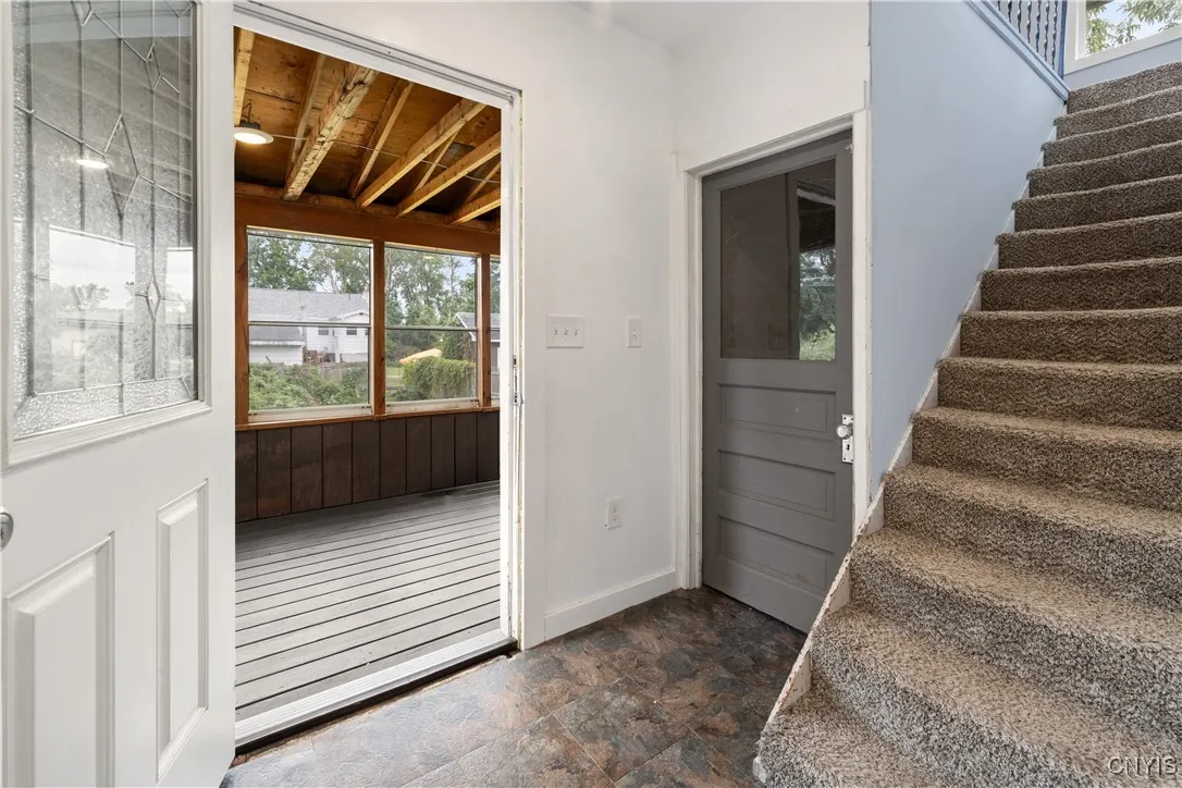 201 West 2nd Street, Dewitt, New York 13057, De Witt, New York 13057, 4 Bedrooms Bedrooms, 12 Rooms Rooms,2 BathroomsBathrooms,Residential,Closed,201 West 2nd Street, Dewitt, New York 13057,0,S1622348