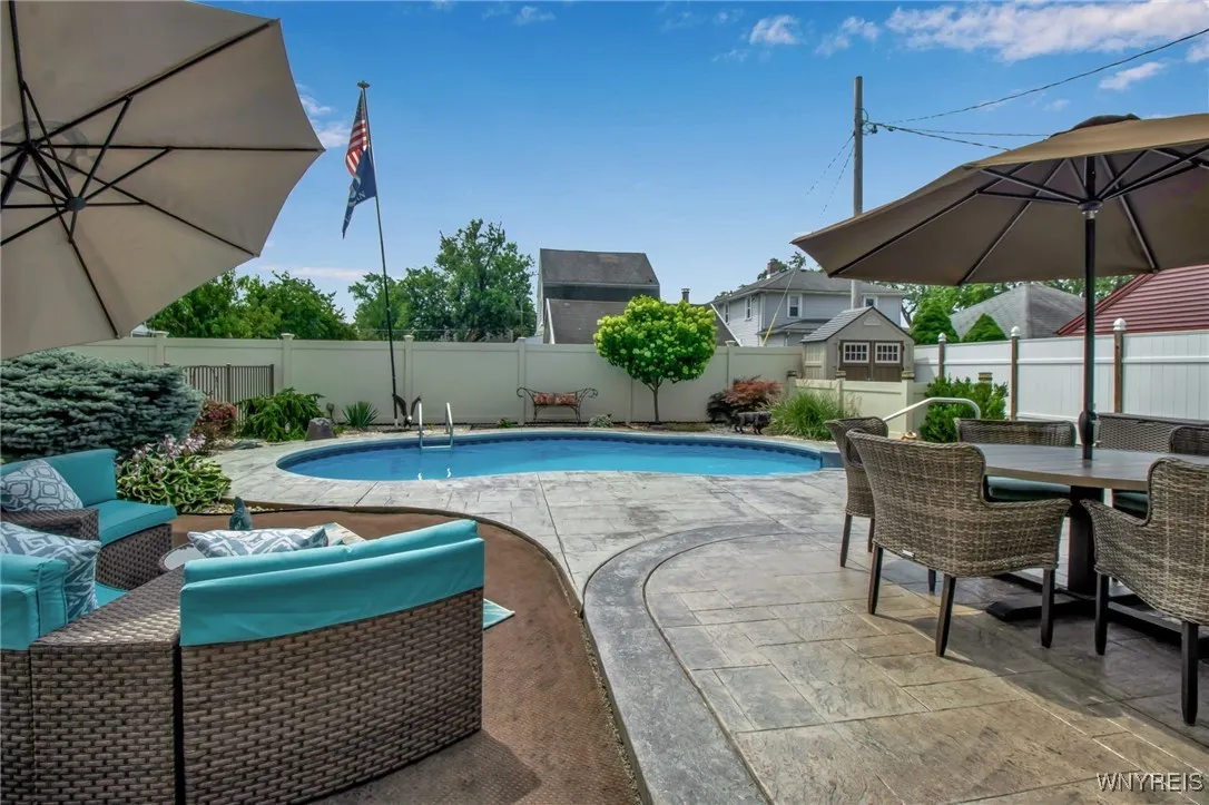 116 Madison Avenue, Hamburg, New York 14219, Hamburg, New York 14219, 3 Bedrooms Bedrooms, 11 Rooms Rooms,2 BathroomsBathrooms,Residential,Closed,116 Madison Avenue, Hamburg, New York 14219,0,B1627135