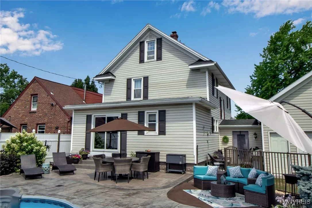 116 Madison Avenue, Hamburg, New York 14219, Hamburg, New York 14219, 3 Bedrooms Bedrooms, 11 Rooms Rooms,2 BathroomsBathrooms,Residential,Closed,116 Madison Avenue, Hamburg, New York 14219,0,B1627135