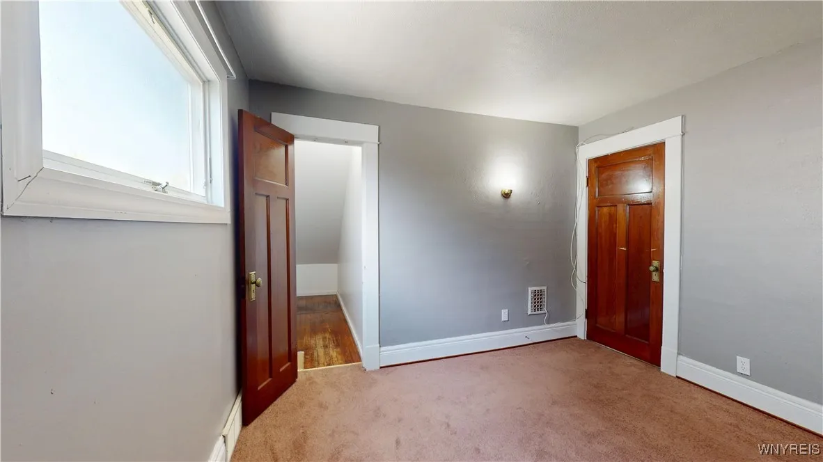 79 Eaglewood Avenue, Buffalo, New York 14220, Buffalo, New York 14220, 3 Bedrooms Bedrooms, ,2 BathroomsBathrooms,Residential,For Sale,79 Eaglewood Avenue, Buffalo, New York 14220,B1626106