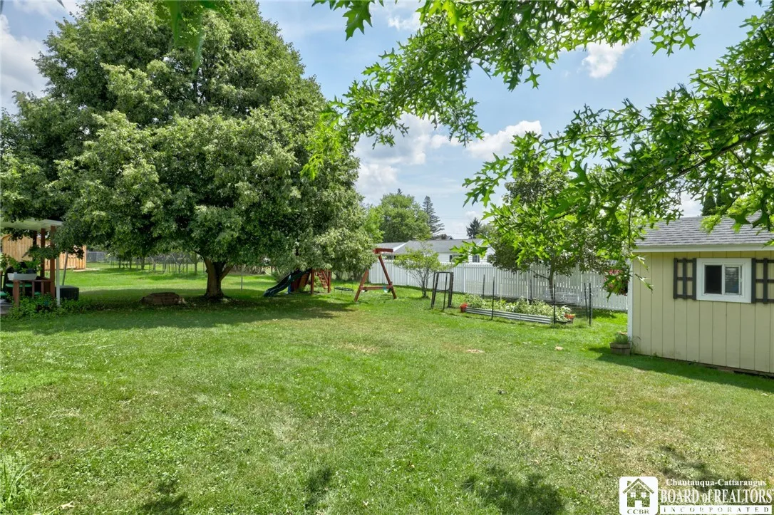 59 Laurie Lane, Jamestown, New York 14701, Jamestown, New York 14701, 3 Bedrooms Bedrooms, 6 Rooms Rooms,2 BathroomsBathrooms,Residential,Closed,59 Laurie Lane, Jamestown, New York 14701,0,R1626122