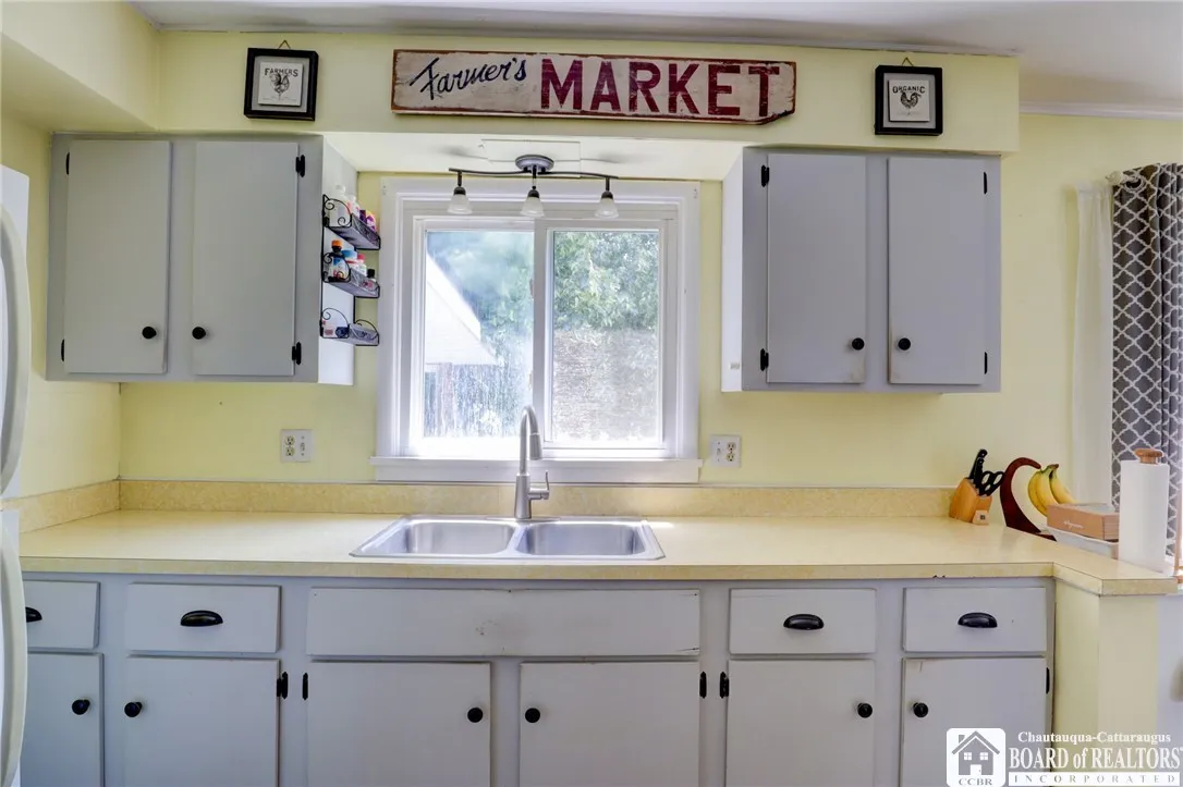 59 Laurie Lane, Jamestown, New York 14701, Jamestown, New York 14701, 3 Bedrooms Bedrooms, 6 Rooms Rooms,2 BathroomsBathrooms,Residential,Closed,59 Laurie Lane, Jamestown, New York 14701,0,R1626122