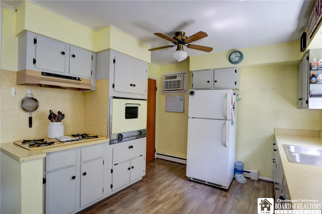 59 Laurie Lane, Jamestown, New York 14701, Jamestown, New York 14701, 3 Bedrooms Bedrooms, 6 Rooms Rooms,2 BathroomsBathrooms,Residential,Closed,59 Laurie Lane, Jamestown, New York 14701,0,R1626122