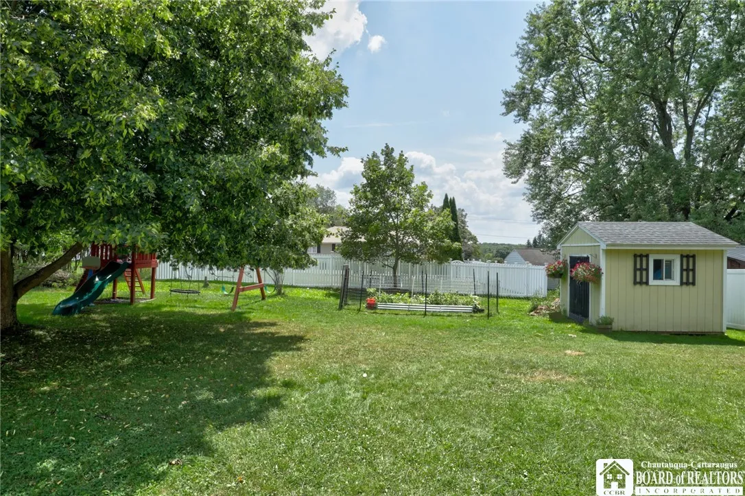 59 Laurie Lane, Jamestown, New York 14701, Jamestown, New York 14701, 3 Bedrooms Bedrooms, 6 Rooms Rooms,2 BathroomsBathrooms,Residential,Closed,59 Laurie Lane, Jamestown, New York 14701,0,R1626122