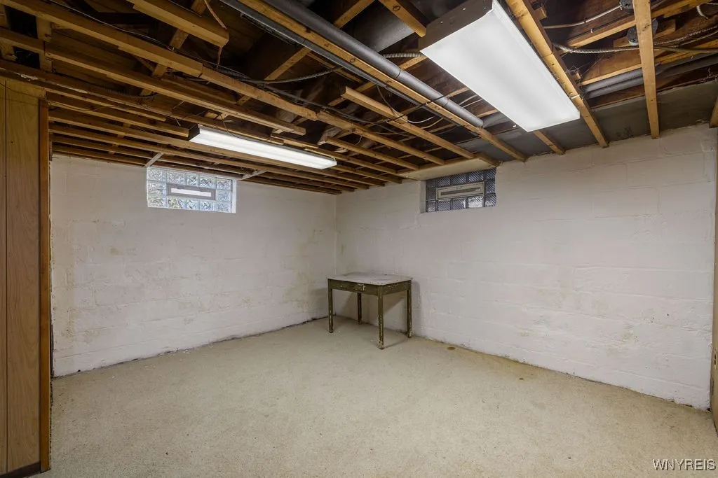 88 Mapleview Road, Cheektowaga, New York 14225, Cheektowaga, New York 14225, 4 Bedrooms Bedrooms, 8 Rooms Rooms,1 BathroomBathrooms,Residential,Closed,88 Mapleview Road, Cheektowaga, New York 14225,0,B1626335