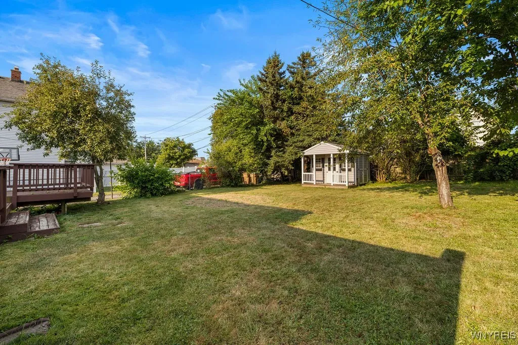 88 Mapleview Road, Cheektowaga, New York 14225, Cheektowaga, New York 14225, 4 Bedrooms Bedrooms, 8 Rooms Rooms,1 BathroomBathrooms,Residential,Closed,88 Mapleview Road, Cheektowaga, New York 14225,0,B1626335